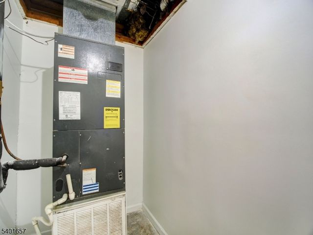 1011 Summit Ave, Union City, NJ 07087