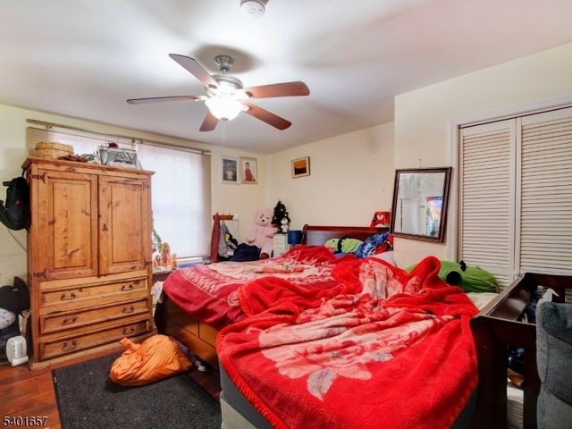 1011 Summit Ave, Union City, NJ 07087