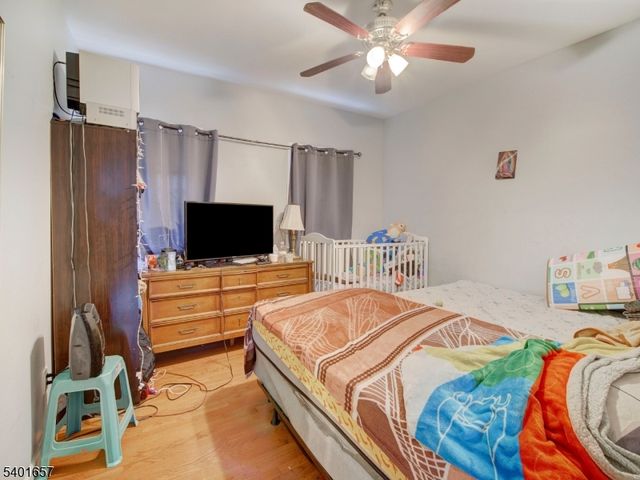 1011 Summit Ave, Union City, NJ 07087