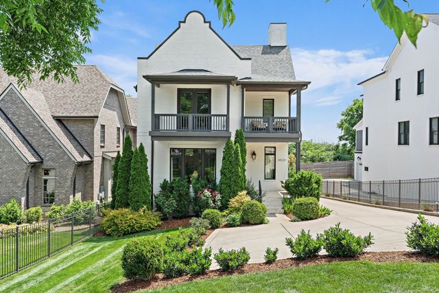 3422B Benham Ave, Nashville, TN 37215