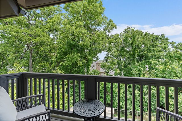 3422B Benham Ave, Nashville, TN 37215