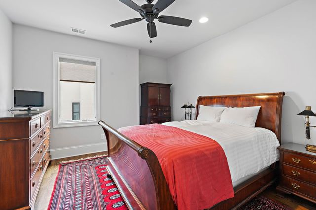 3422B Benham Ave, Nashville, TN 37215