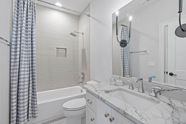 3422B Benham Ave, Nashville, TN 37215
