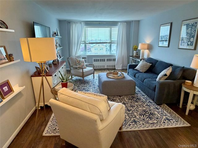 333 E Broadway 3L, Long Beach, NY 11561