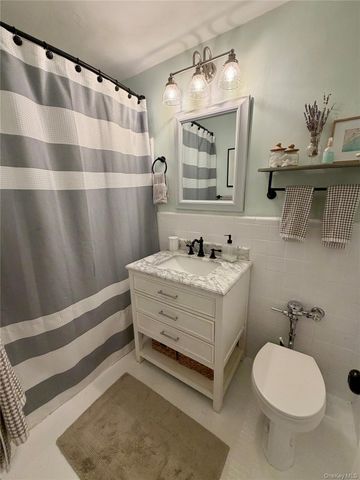 333 E Broadway 3L, Long Beach, NY 11561