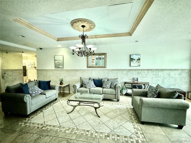 333 E Broadway 3L, Long Beach, NY 11561