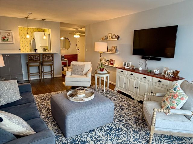 333 E Broadway 3L, Long Beach, NY 11561