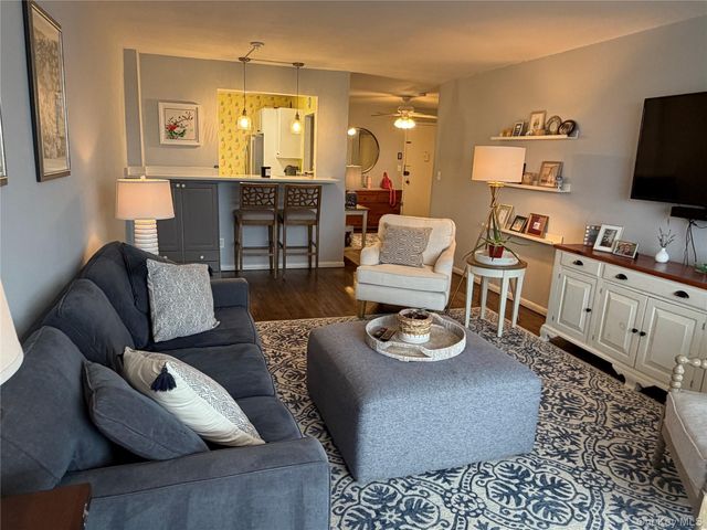 333 E Broadway 3L, Long Beach, NY 11561