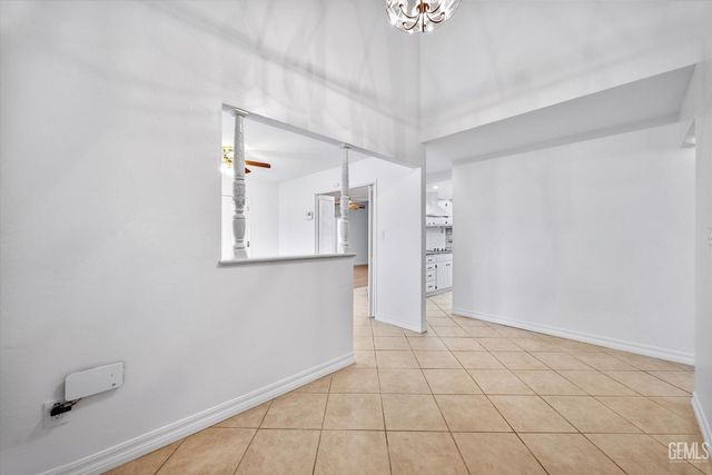 6605 Greensward Way, Bakersfield, CA 93309