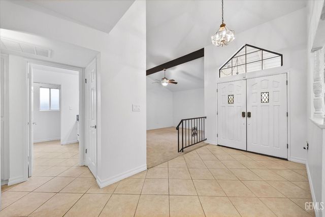 6605 Greensward Way, Bakersfield, CA 93309