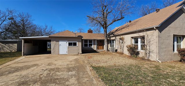 616 E 9th Street, Coleman, TX 76834