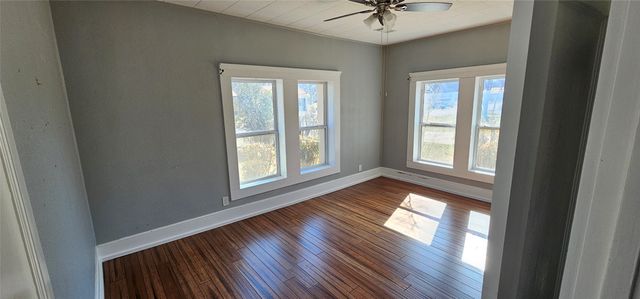 616 E 9th Street, Coleman, TX 76834