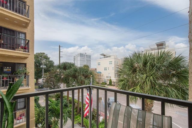 130 4TH AVENUE N 201, St Petersburg, FL 33701