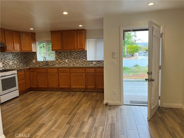 9127 Greenleaf Avenue, Whittier, CA 90602