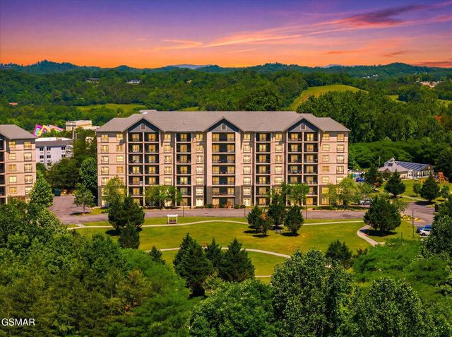 124 Plaza Drive, Pigeon Forge, TN 37863
