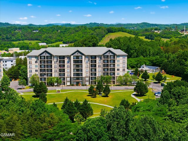 124 Plaza Drive, Pigeon Forge, TN 37863