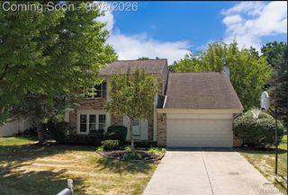552 Whitney Drive, Rochester Hills, MI 48307