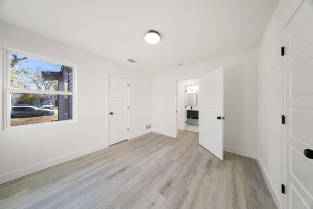 1817 Newton Street, Arlington, TX 76010