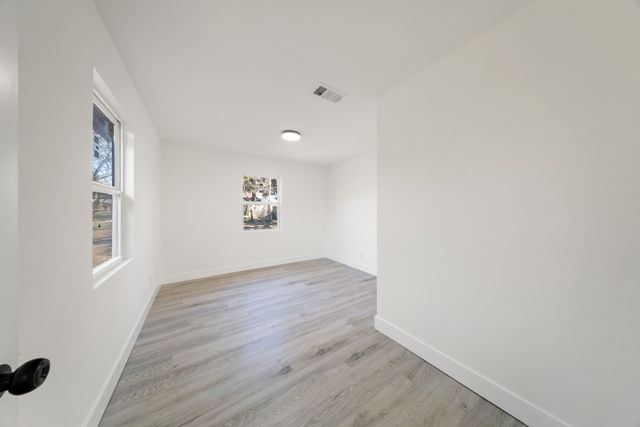 1817 Newton Street, Arlington, TX 76010