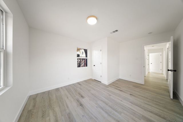 1817 Newton Street, Arlington, TX 76010