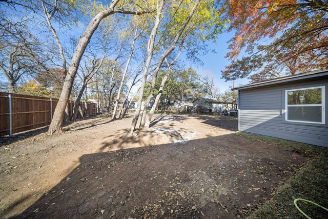 1817 Newton Street, Arlington, TX 76010