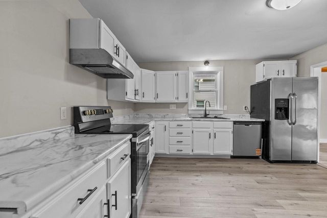 123 E 13TH STREET, Fond Du Lac, WI 54935