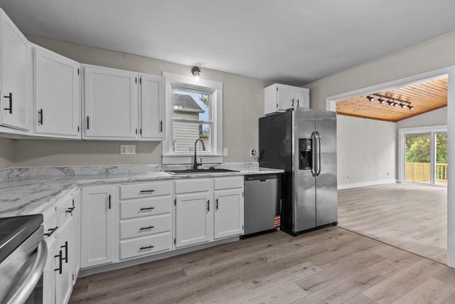 123 E 13TH STREET, Fond Du Lac, WI 54935