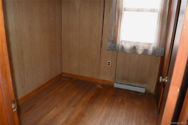 36 Paradise Hill, Highland Mills, NY 12518