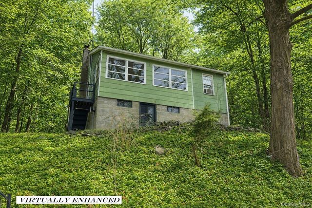 36 Paradise Hill, Highland Mills, NY 12518