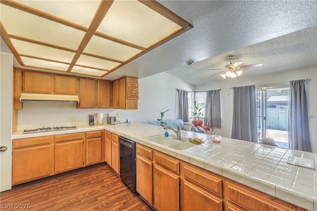 5272 Dickens Drive, Las Vegas, NV 89119