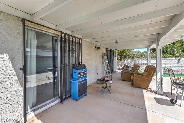5272 Dickens Drive, Las Vegas, NV 89119