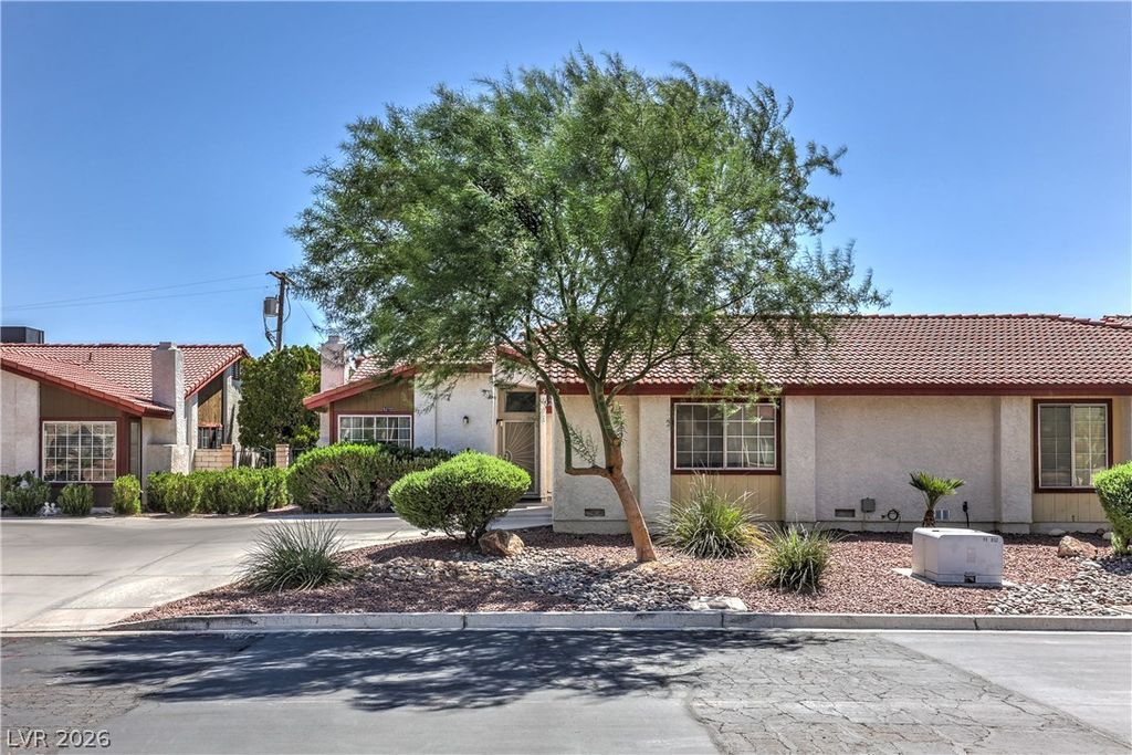 5272 Dickens Drive, Las Vegas, NV 89119