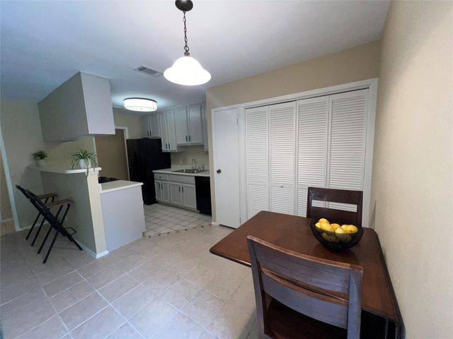 2007 Castle Gate CIR, San Marcos, TX 78666