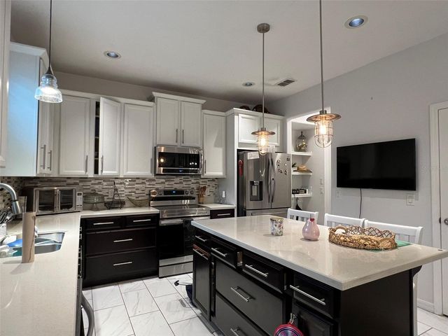 4862 SOUTHLAWN AVENUE, Orlando, FL 32811