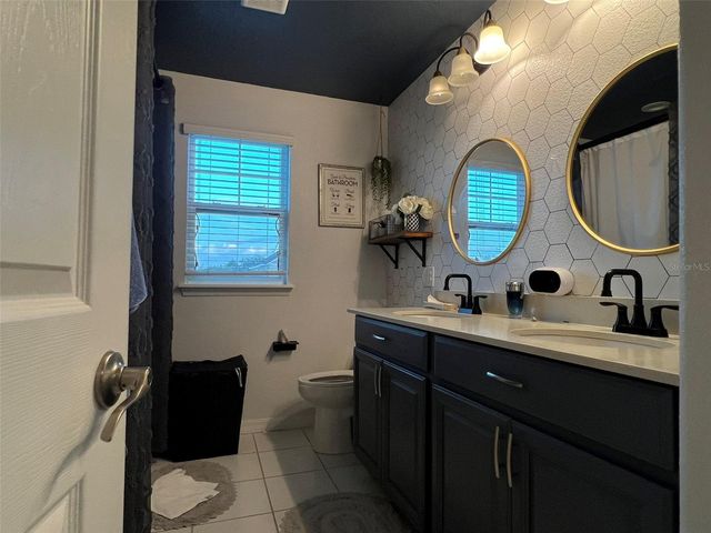 4862 SOUTHLAWN AVENUE, Orlando, FL 32811