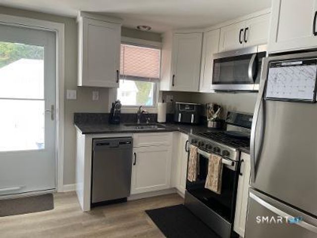 2 Edgehill Terrace, Seymour, CT 06484