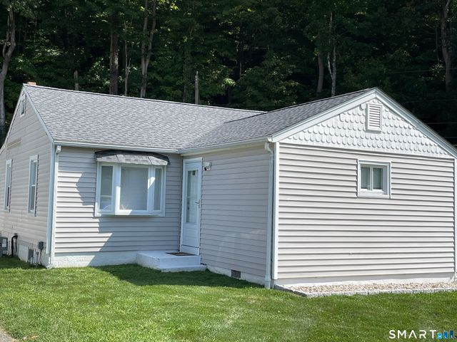 2 Edgehill Terrace, Seymour, CT 06484