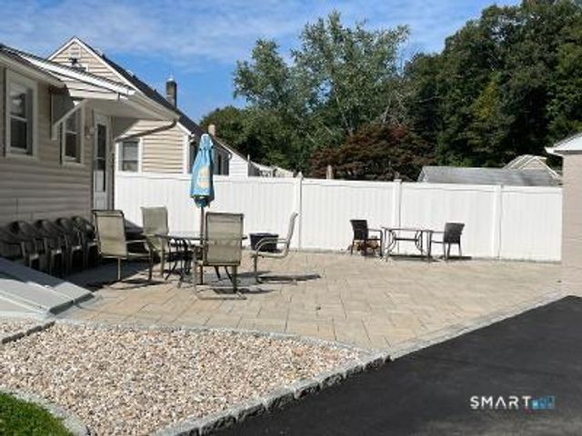2 Edgehill Terrace, Seymour, CT 06484