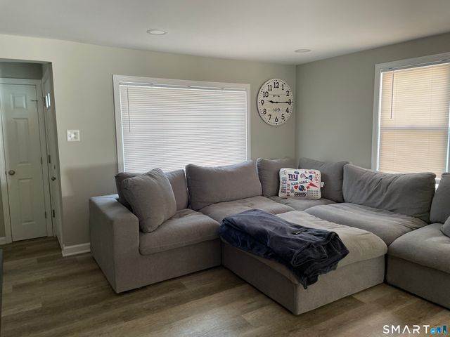 2 Edgehill Terrace, Seymour, CT 06484