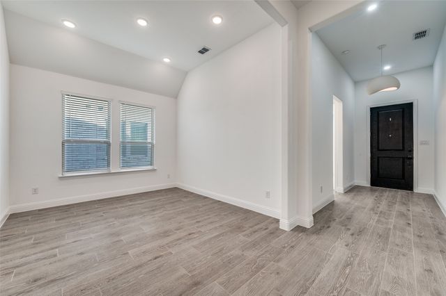 3901 Dahlia Garden Drive, Celina, TX 75078