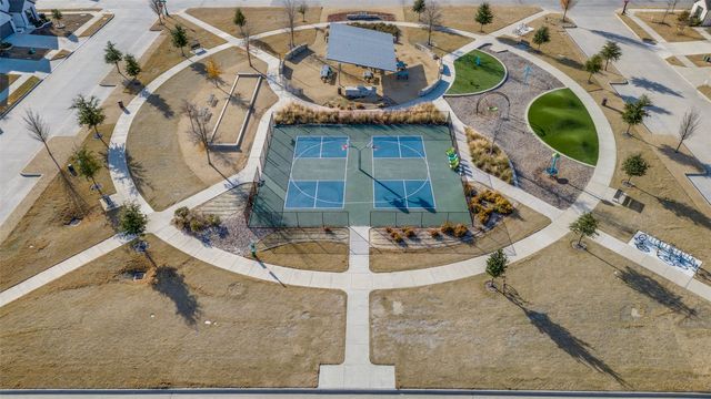 3901 Dahlia Garden Drive, Celina, TX 75078