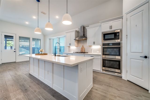 3901 Dahlia Garden Drive, Celina, TX 75078