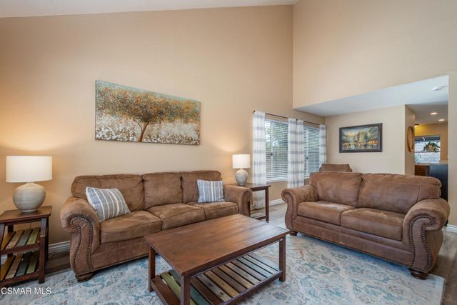 6075 Fremont Circle, Camarillo, CA 93012