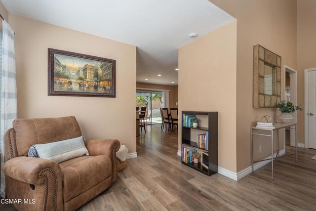 6075 Fremont Circle, Camarillo, CA 93012