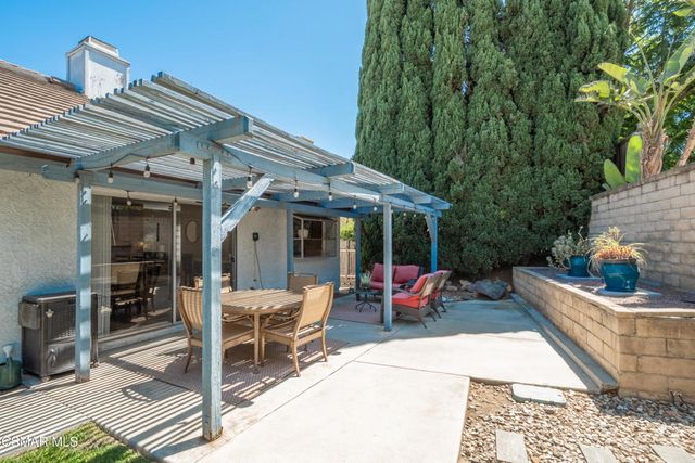 6075 Fremont Circle, Camarillo, CA 93012