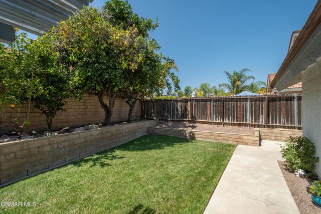 6075 Fremont Circle, Camarillo, CA 93012