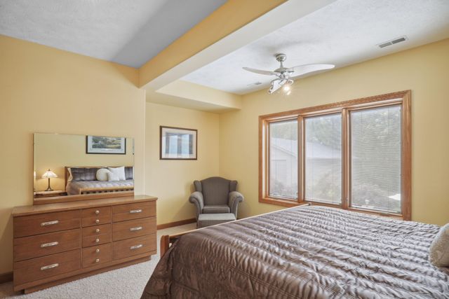 21085 ABBEY Road, Council Bluffs, IA 51503