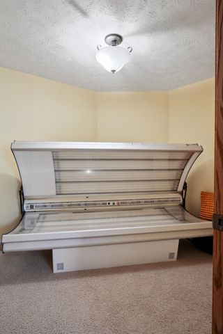 21085 ABBEY Road, Council Bluffs, IA 51503