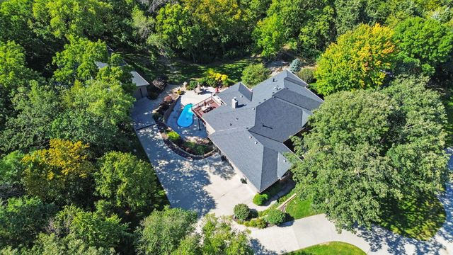 21085 ABBEY Road, Council Bluffs, IA 51503