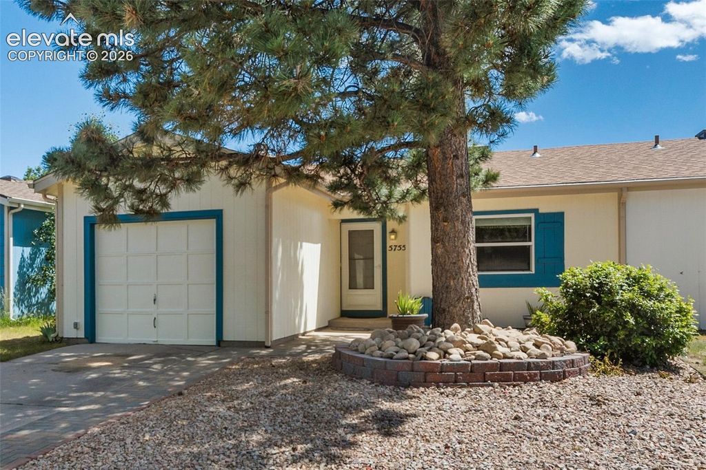 5755 Trout Creek Pass Drive, Colorado Springs, CO 80917 — photo 2